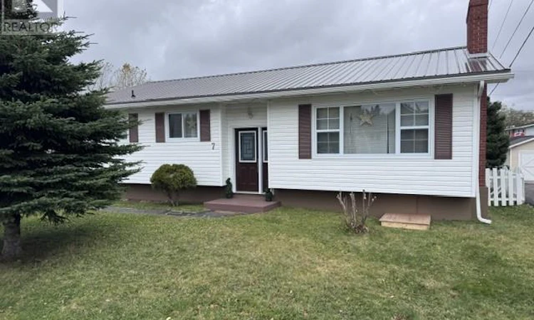 7 Centennial Drive