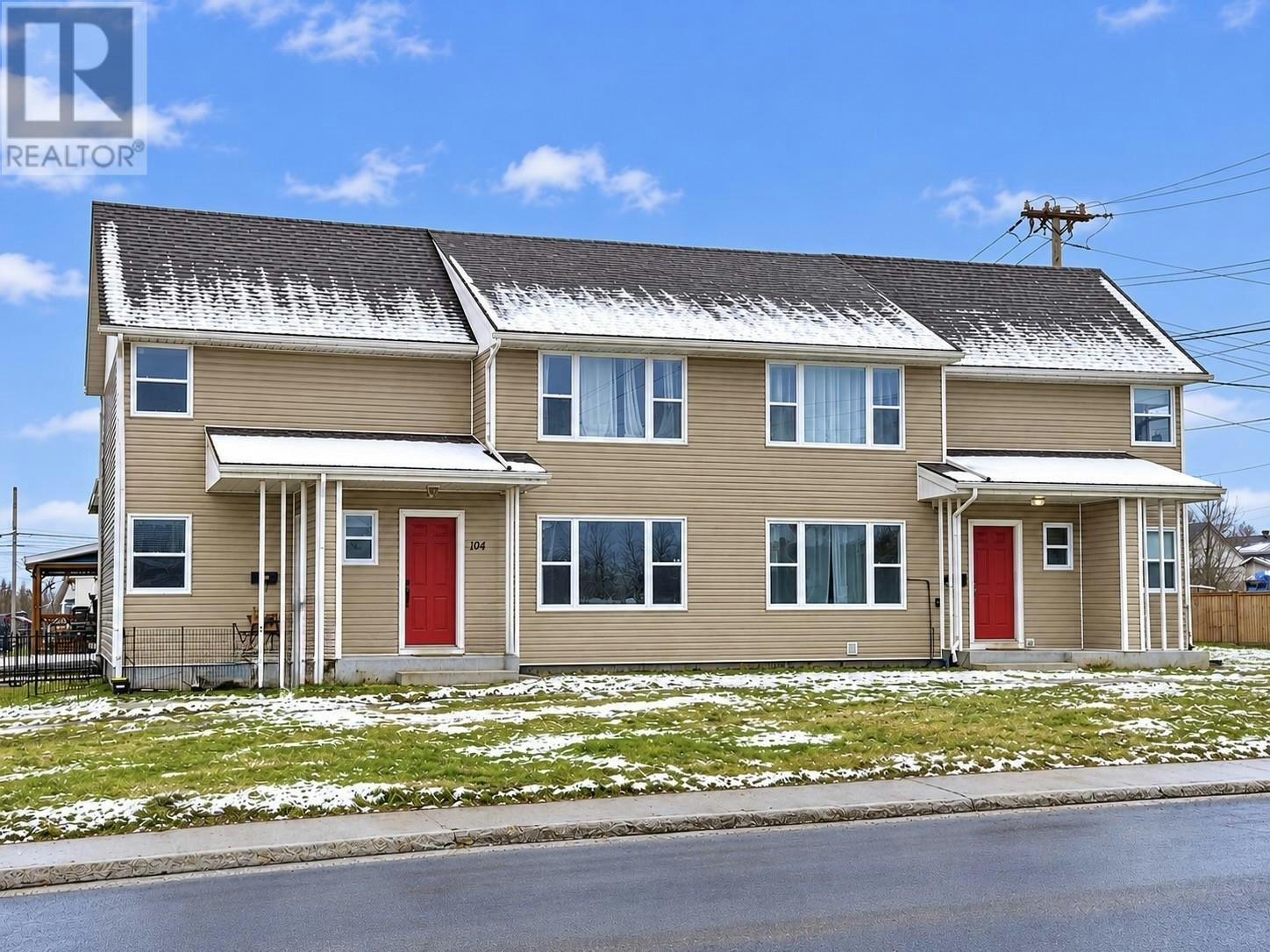 102-108 Avalon Drive, Labrador City, NL, A2V 1K4