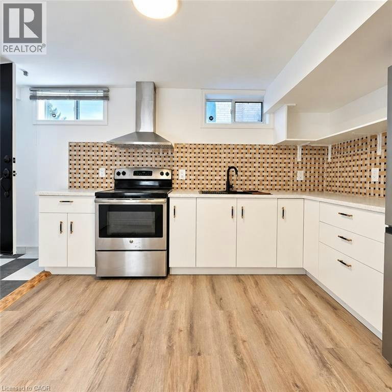 Lower-69 Tupper Crescent, Kitchener, ON, N2B 2Y1 - 6