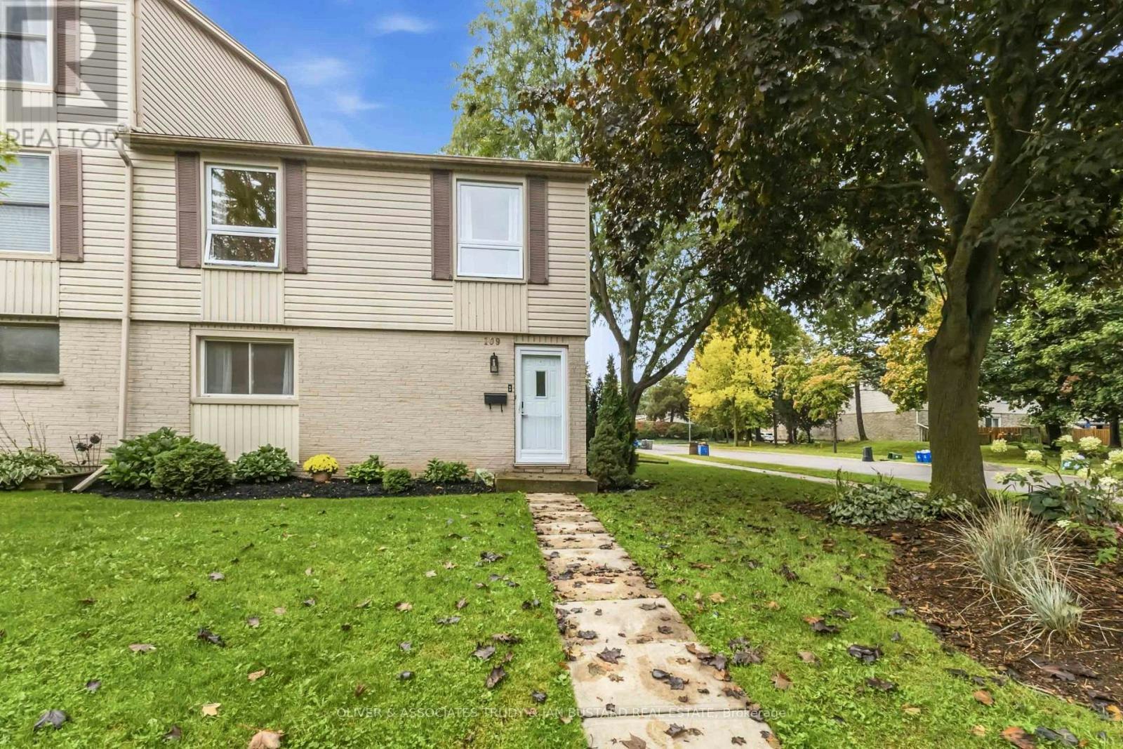 109 Mcmaster Drive E, London, ON, N6K 1J3