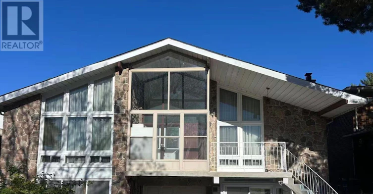TWO Bedrooms Lower 64 Charlton Blvd Boulevard, Toronto, ON, M2M 1B9