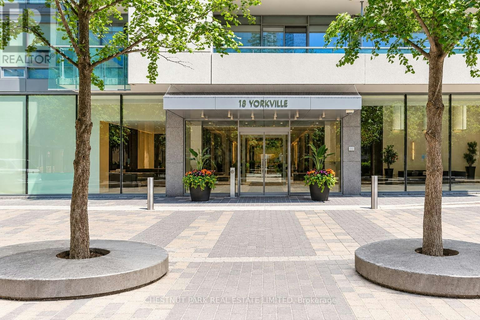 2209-18 Yorkville Avenue, Toronto, ON, M4W 3Y8
