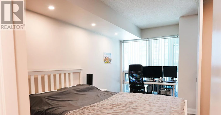 915-18 Yonge Street, Toronto, ON, M5E 1Z8 - 29