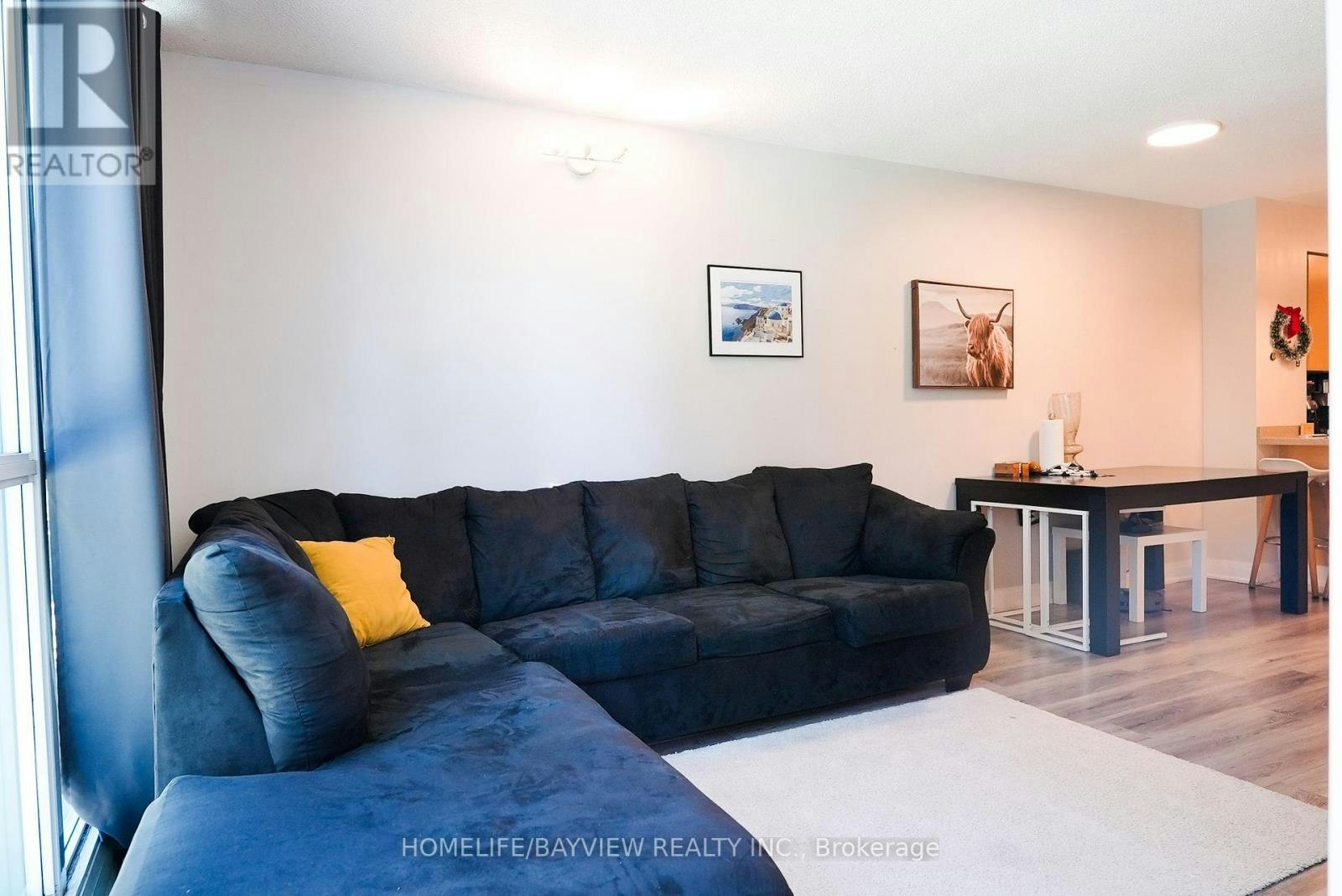 915-18 Yonge Street, Toronto, ON, M5E 1Z8 - 21