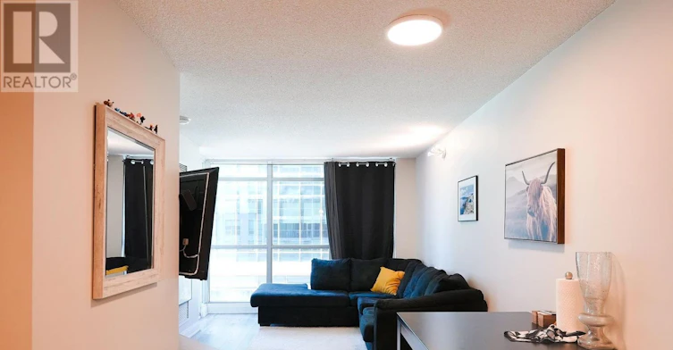 915-18 Yonge Street, Toronto, ON, M5E 1Z8 - 19