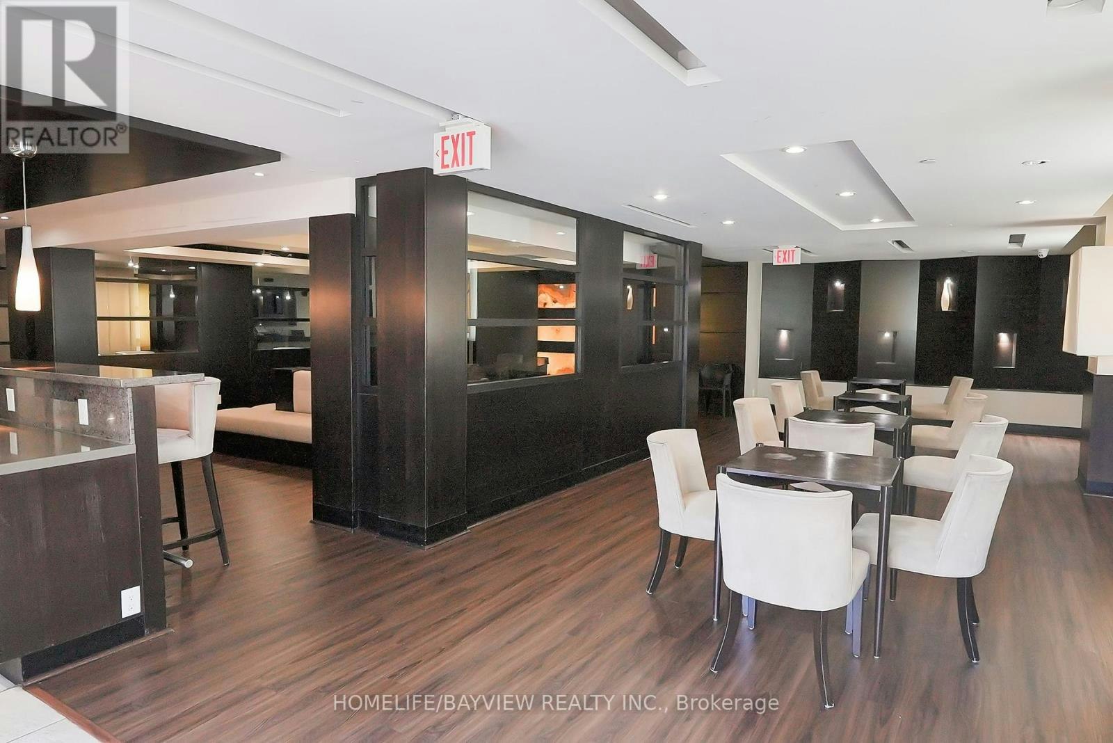 915-18 Yonge Street, Toronto, ON, M5E 1Z8 - 7