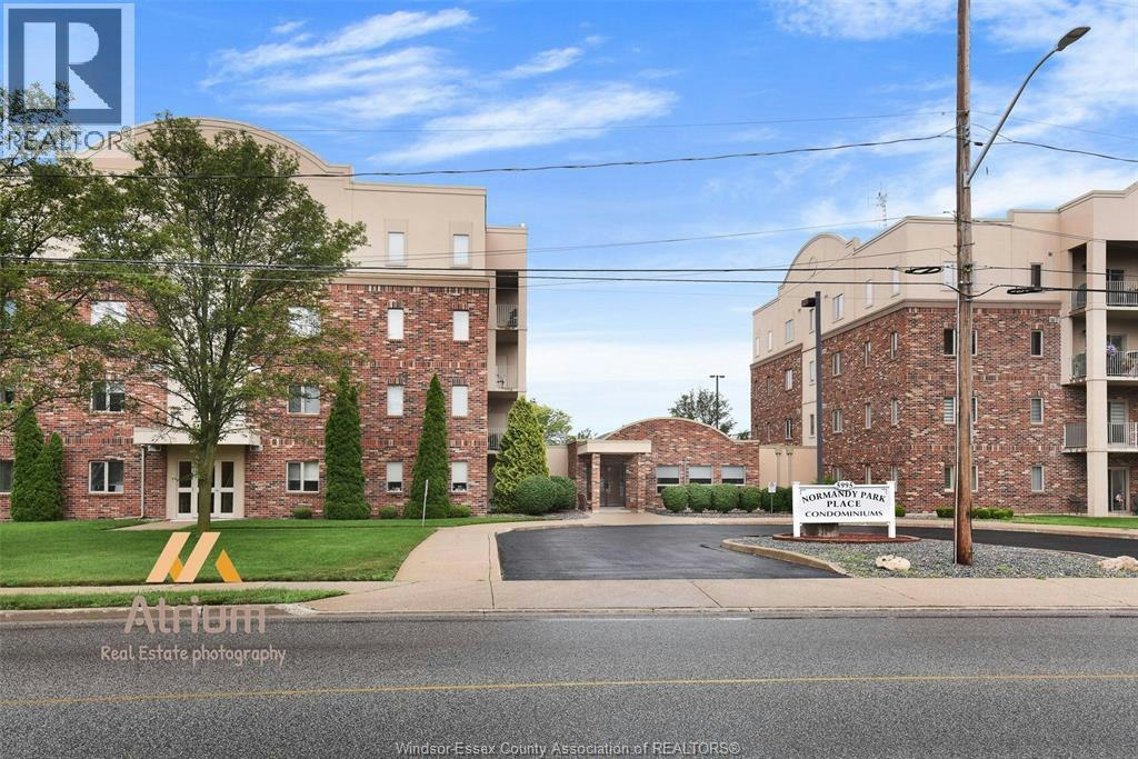 219-5995 Ellis, Lasalle, ON, N9H 2P1