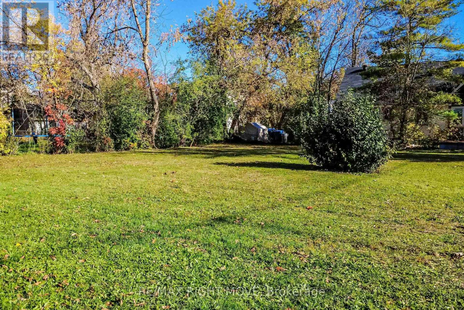 00110 James Street E, Orillia, ON, L3V 4K4