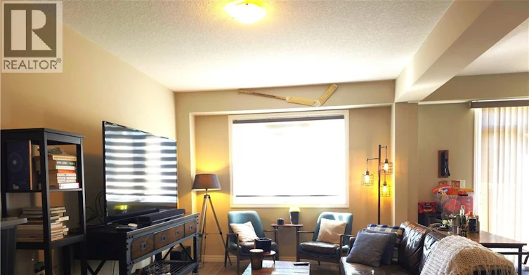 423 Avens Street, Waterloo, ON, N2V 0B5 - 4
