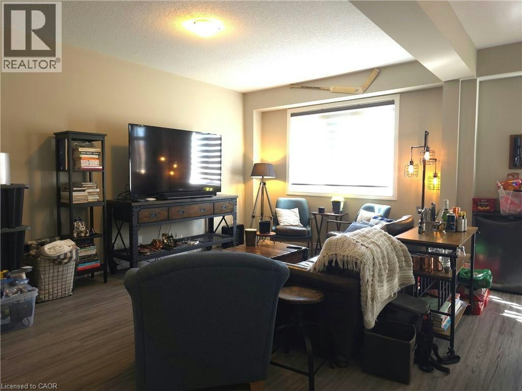 423 Avens Street, Waterloo, ON, N2V 0B5 - 5