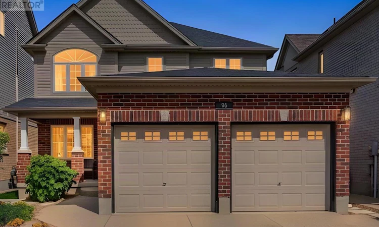 96 Timber Creek Crescent