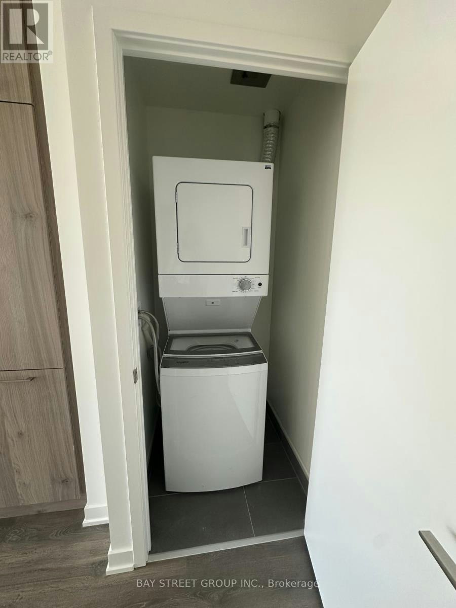 616-1381 Lakeshore Road E, Mississauga, ON, L5E 1G6 - 16