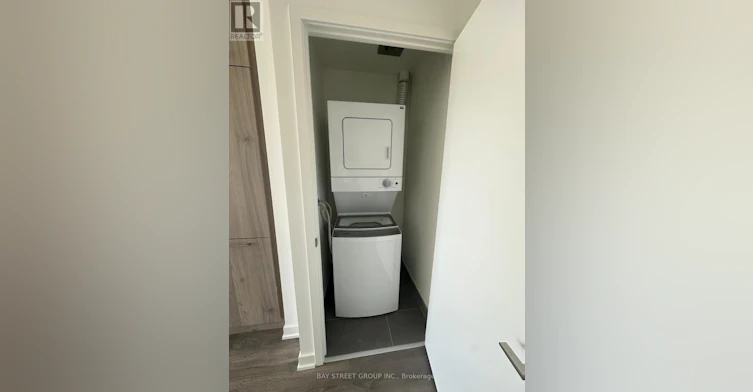 616-1381 Lakeshore Road E, Mississauga, ON, L5E 1G6 - 16