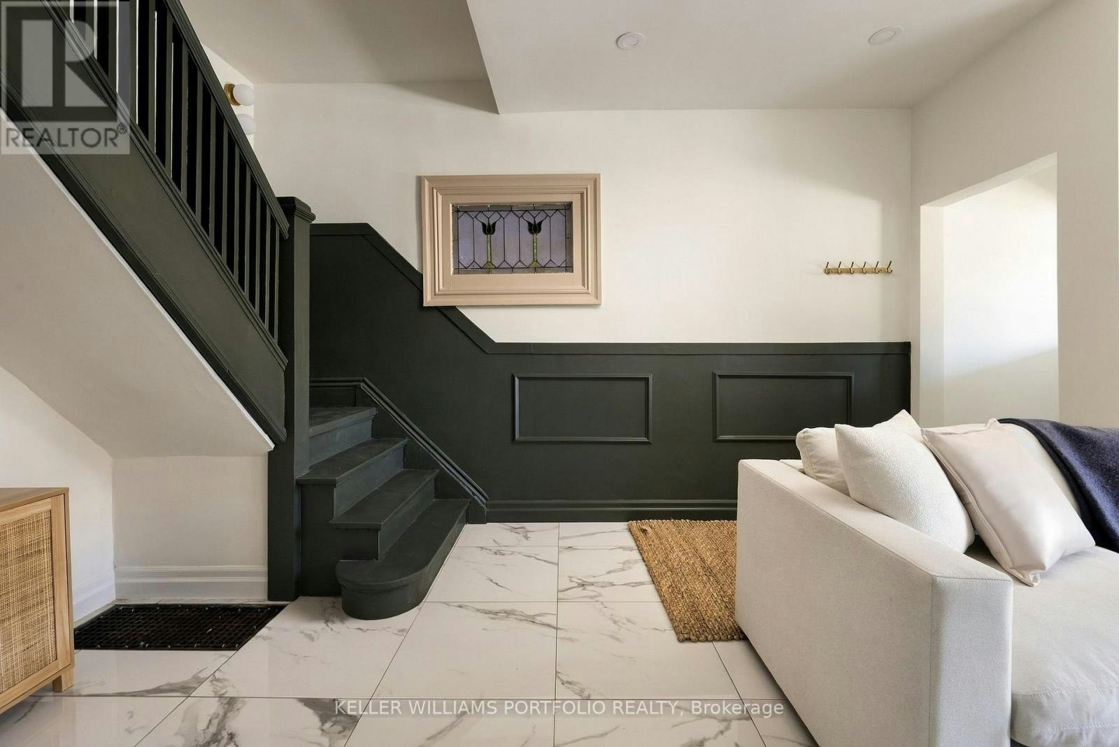 1006 Ossington Avenue, Toronto, ON, M6G 3V6