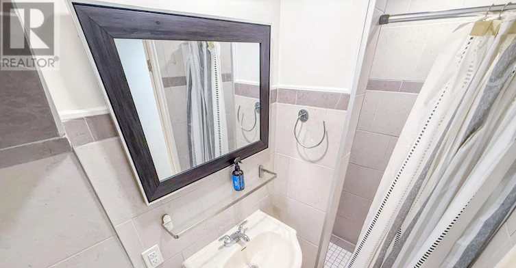 LOWER LEVEL-14 Gooch Court, Toronto, ON, M6S 2N8 - 4