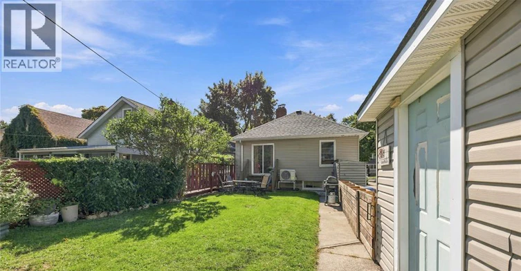 272 Kathleen Avenue, Sarnia, ON, N7T 1E3 - 19