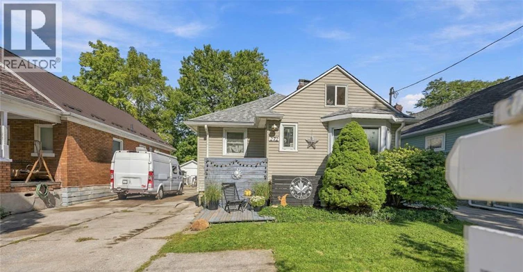 272 Kathleen Avenue, Sarnia, ON, N7T 1E3