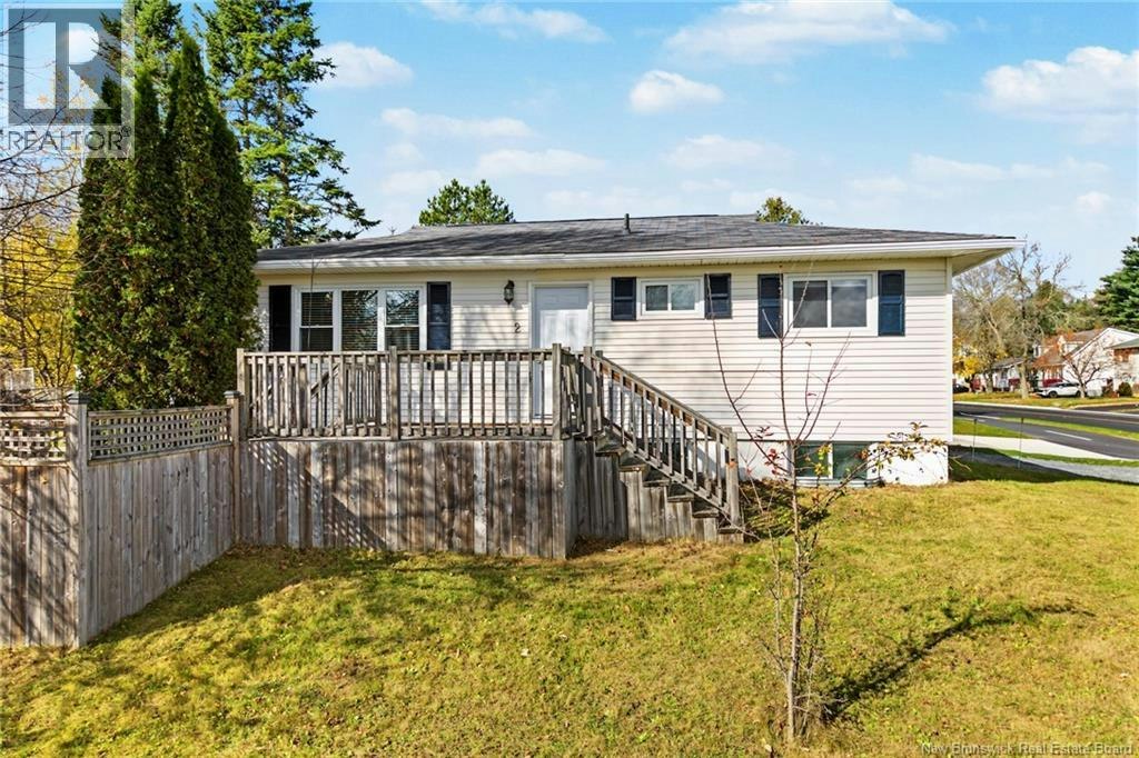 2 Mcinnis Court, Fredericton, NB, E3A 4G9
