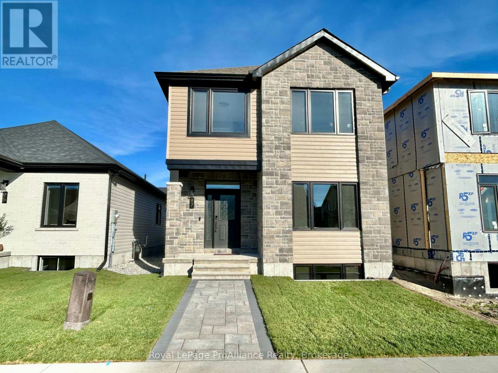97 Athabaska Drive, Belleville, ON, K8N 0T1