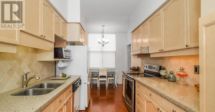 110-2199 Sixth Line, Oakville, ON, L6H 5V3 - 8