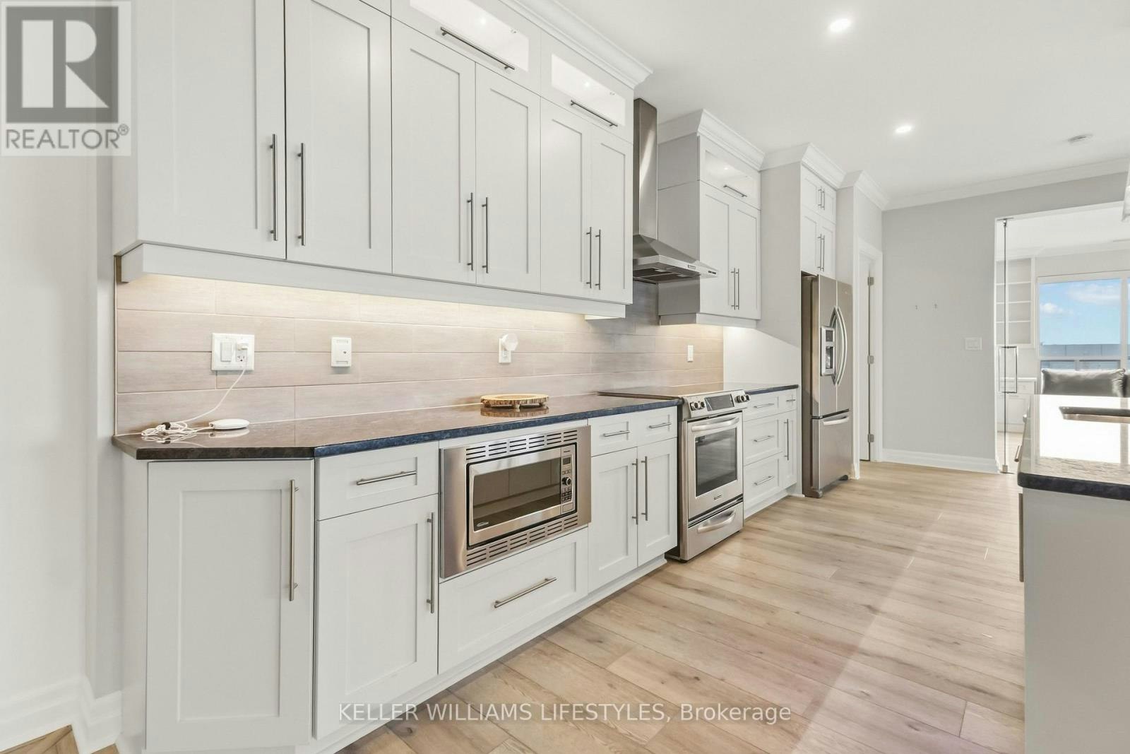 2704-330 Ridout Street N, London, ON, N6C 3Z3 - 8