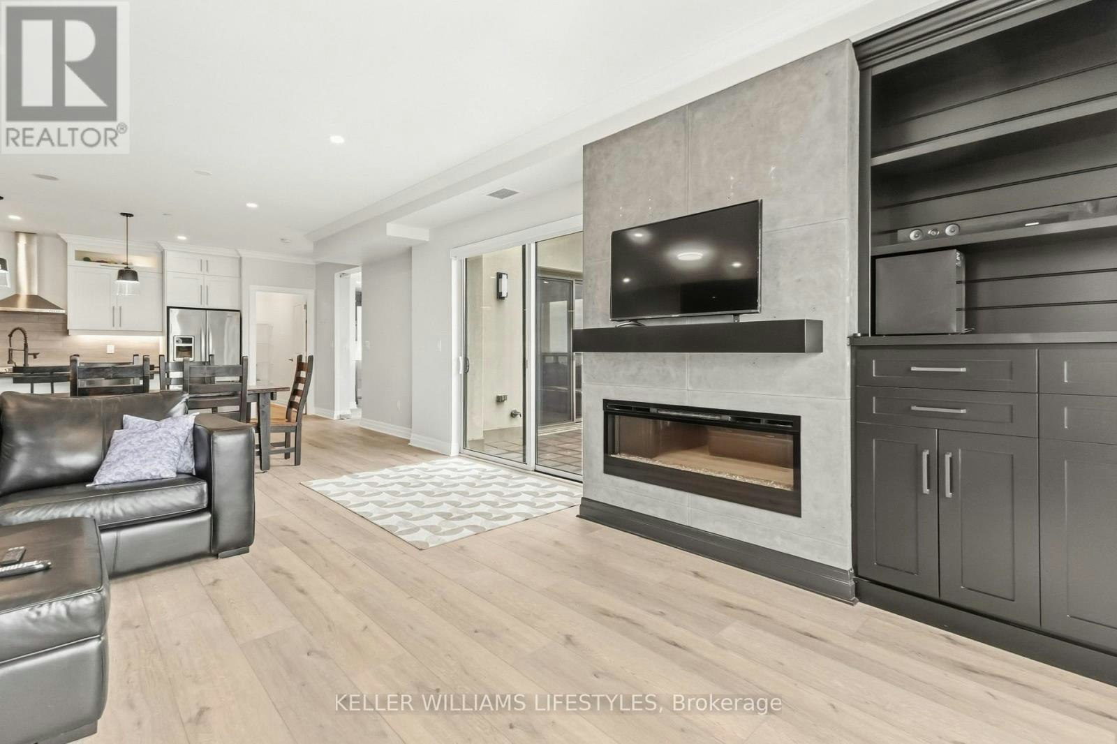 2704-330 Ridout Street N, London, ON, N6C 3Z3 - 4