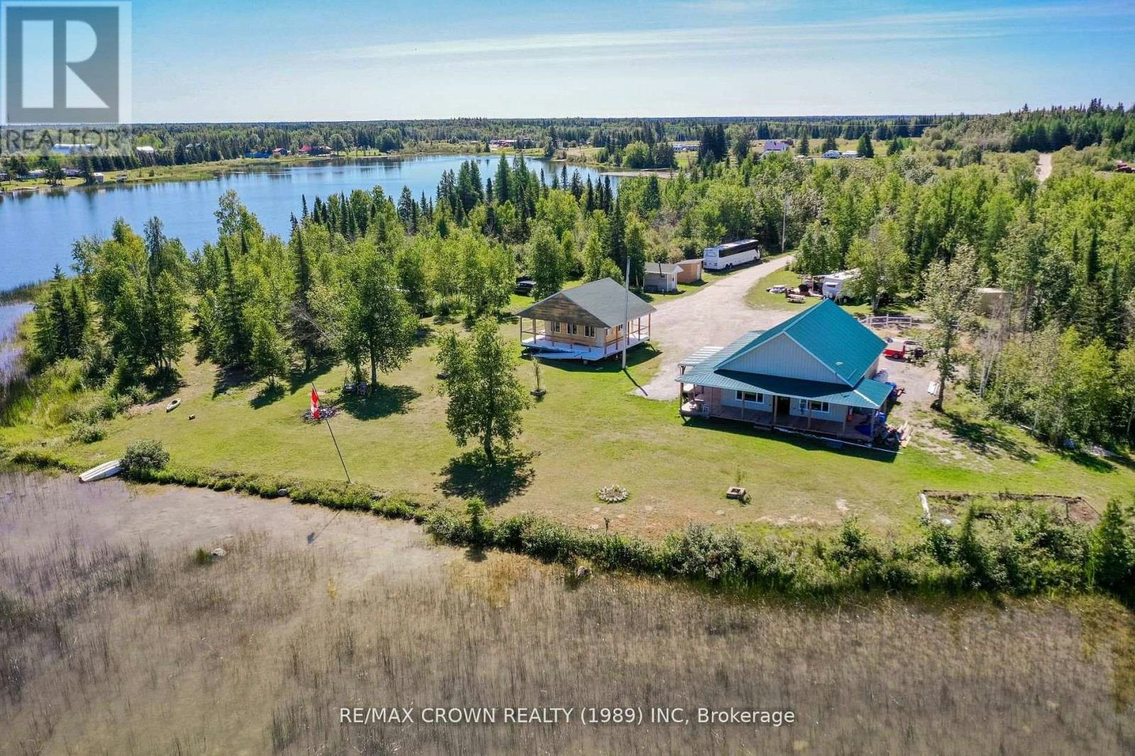 24 Shallow Lake Road W, Mattice-Val Côté, ON, P0L 1T0