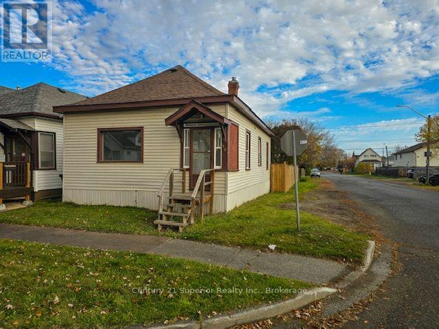 301 Ogden Street, Thunder Bay, ON, P7C 2N4