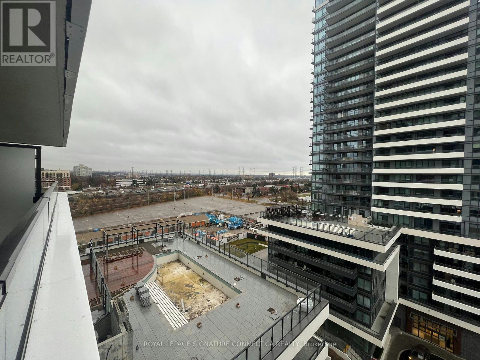1005-1435 Celebration Drive, Pickering, ON, L1W 0C4 - 12
