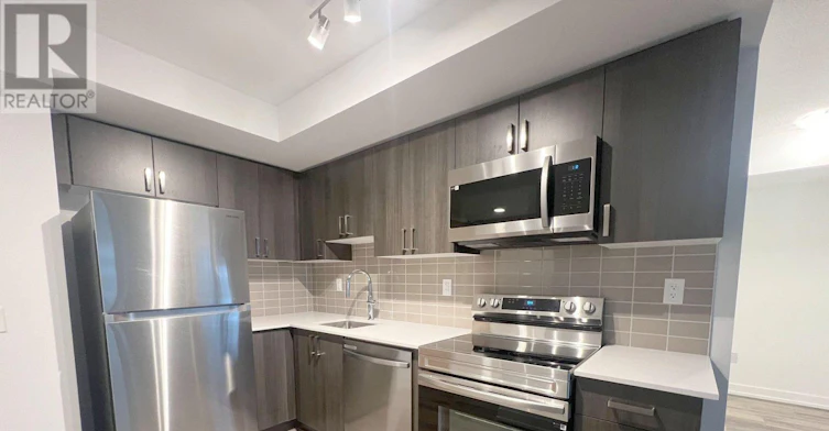 1005-1435 Celebration Drive, Pickering, ON, L1W 0C4 - 3