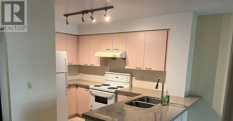 522-62 Suncrest Boulevard, Markham, ON, L3T 7Y6 - 2