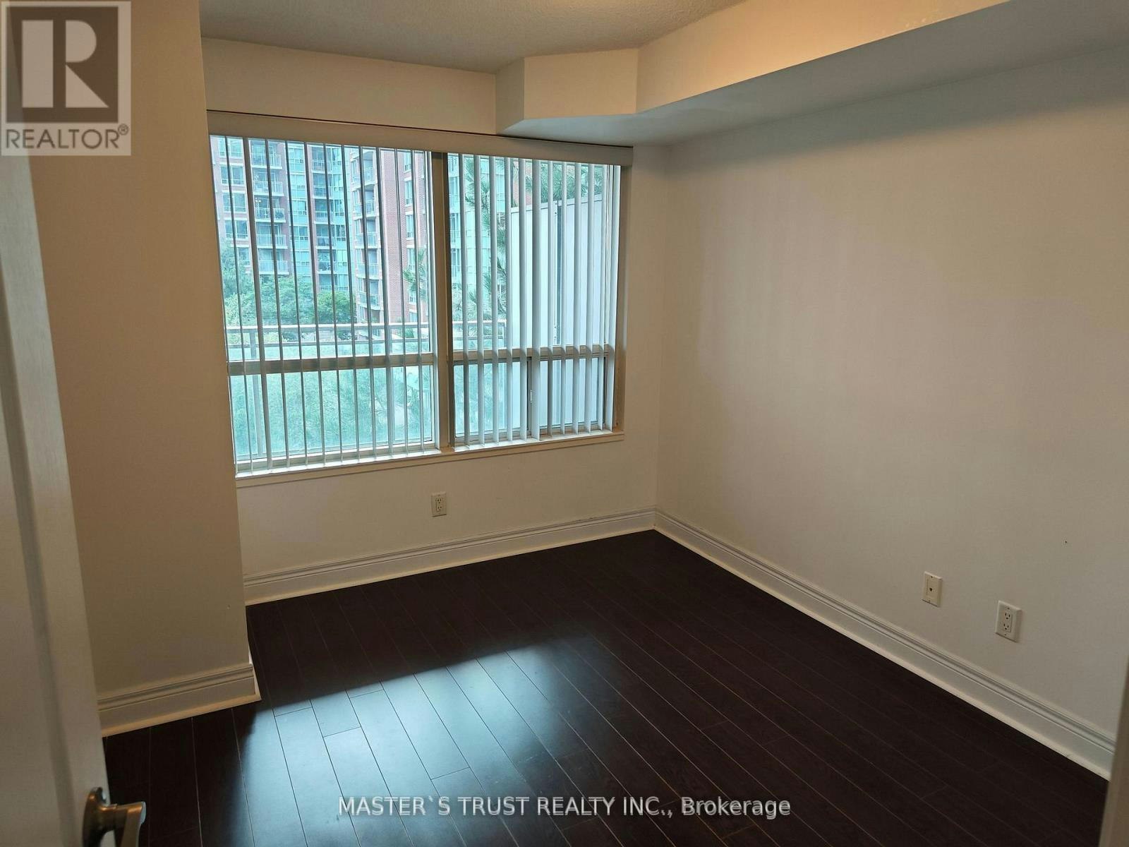 522-62 Suncrest Boulevard, Markham, ON, L3T 7Y6 - 8