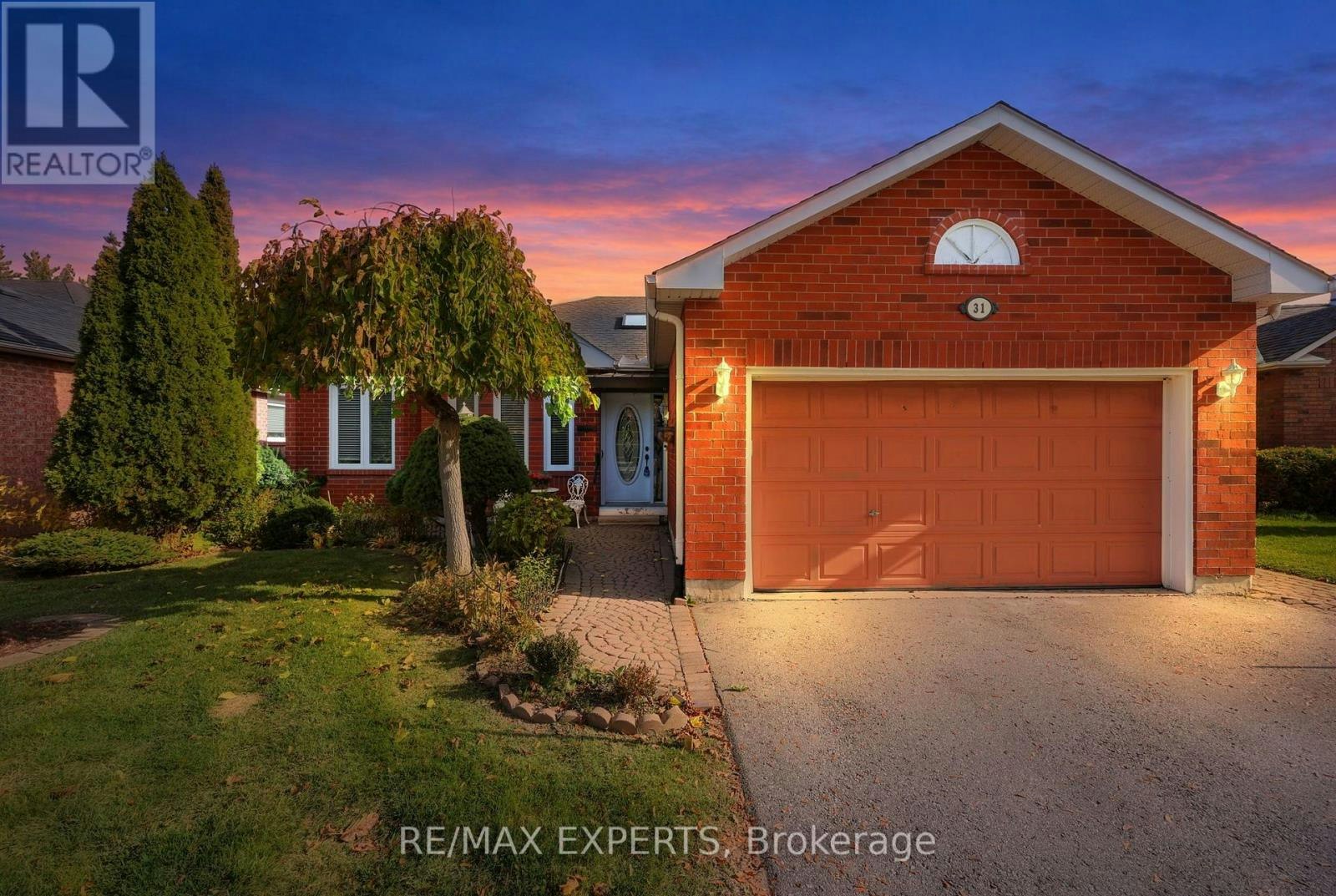 31 Webb Street, Barrie, ON, L4N 6V2