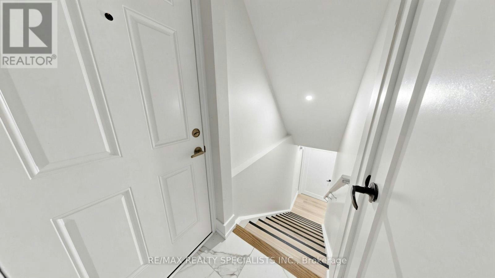 BSMT-848 Sumac Crescent, Milton, ON, L9E 1R8 - 4