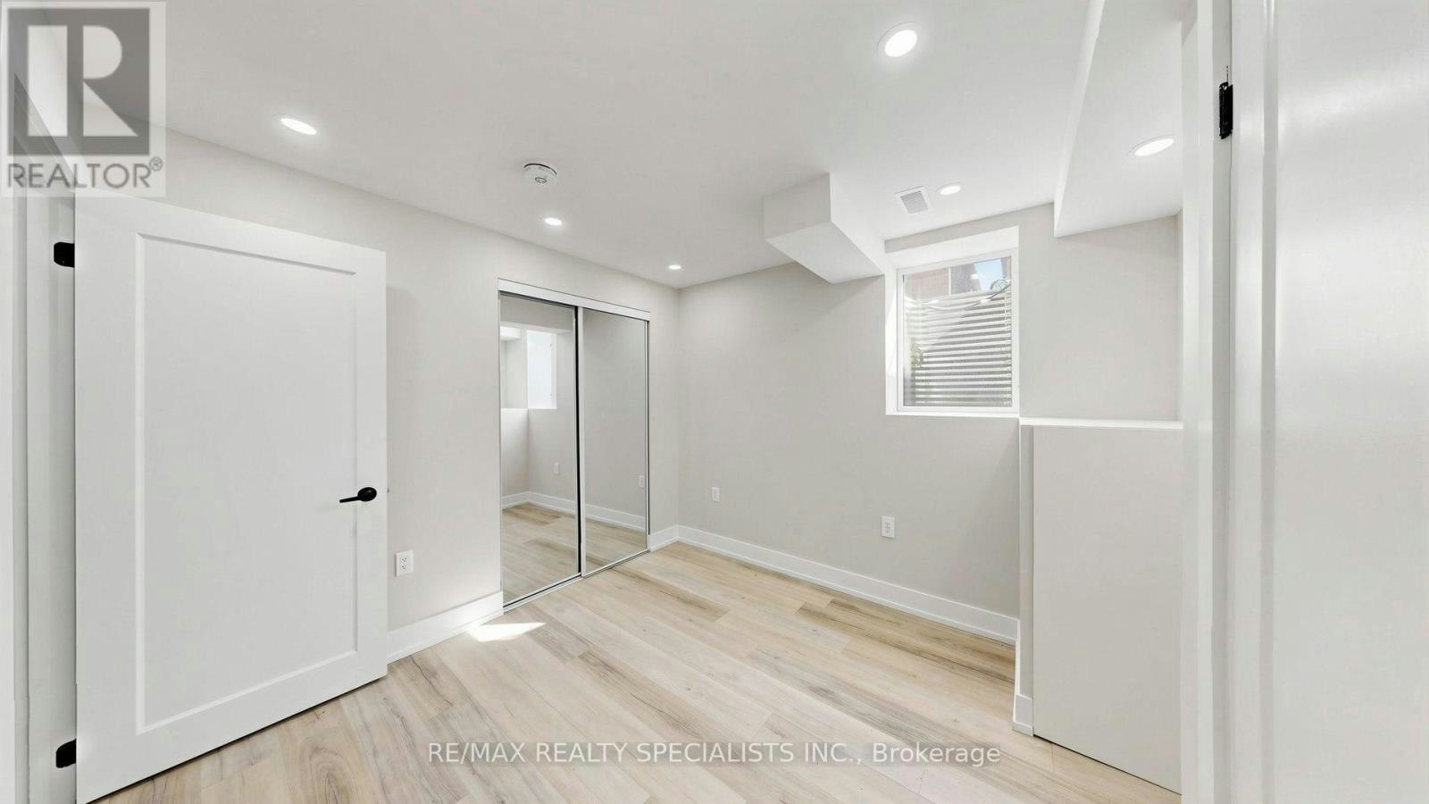 BSMT-848 Sumac Crescent, Milton, ON, L9E 1R8 - 16