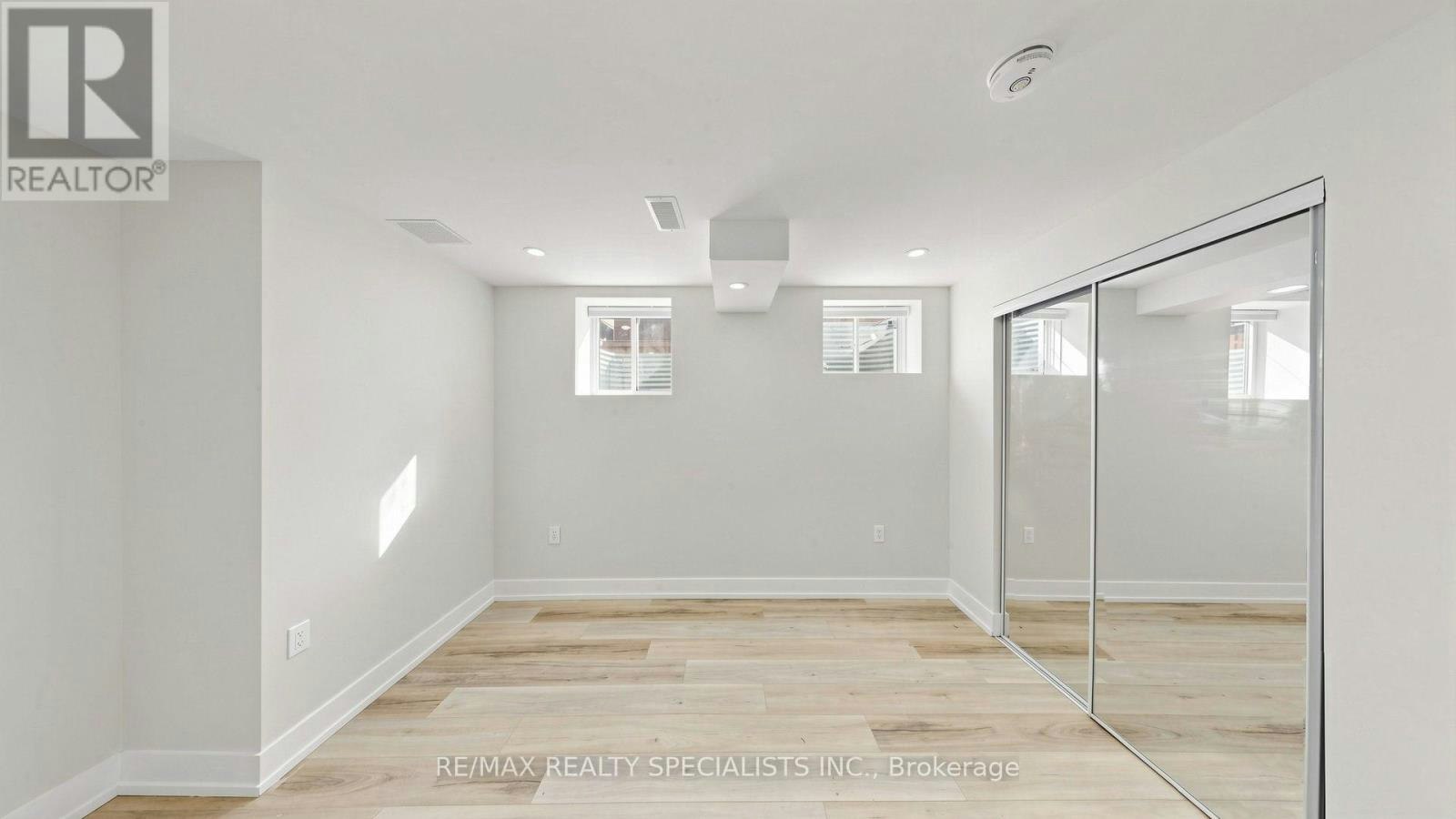 BSMT-848 Sumac Crescent, Milton, ON, L9E 1R8 - 11