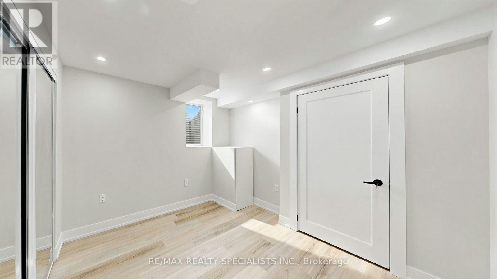 BSMT-848 Sumac Crescent, Milton, ON, L9E 1R8 - 14