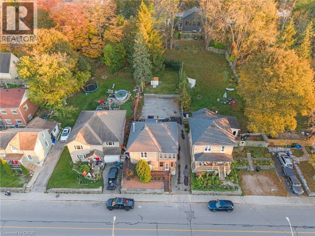 100 Queen Street W, Cambridge, ON, N3C 1G3