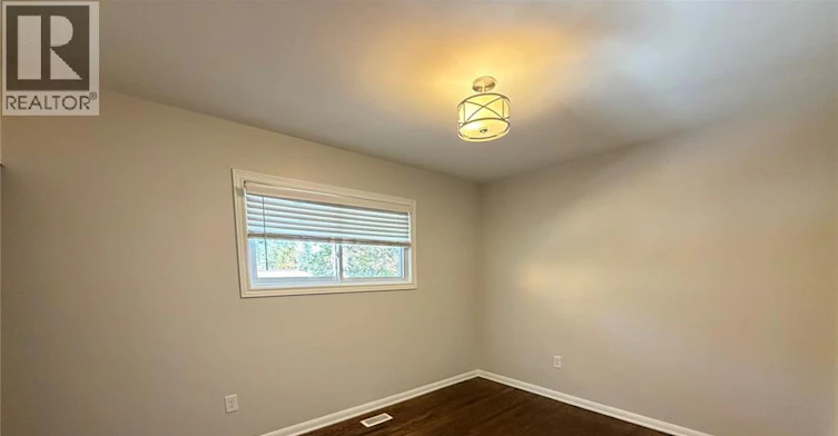 1282 Cathcart Boulevard, Sarnia, ON, N7S 2H8 - 11