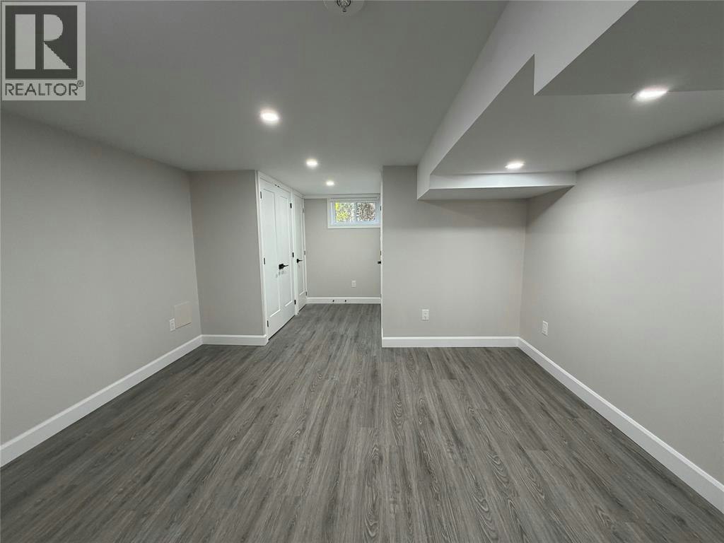1282 Cathcart Boulevard, Sarnia, ON, N7S 2H8 - 15