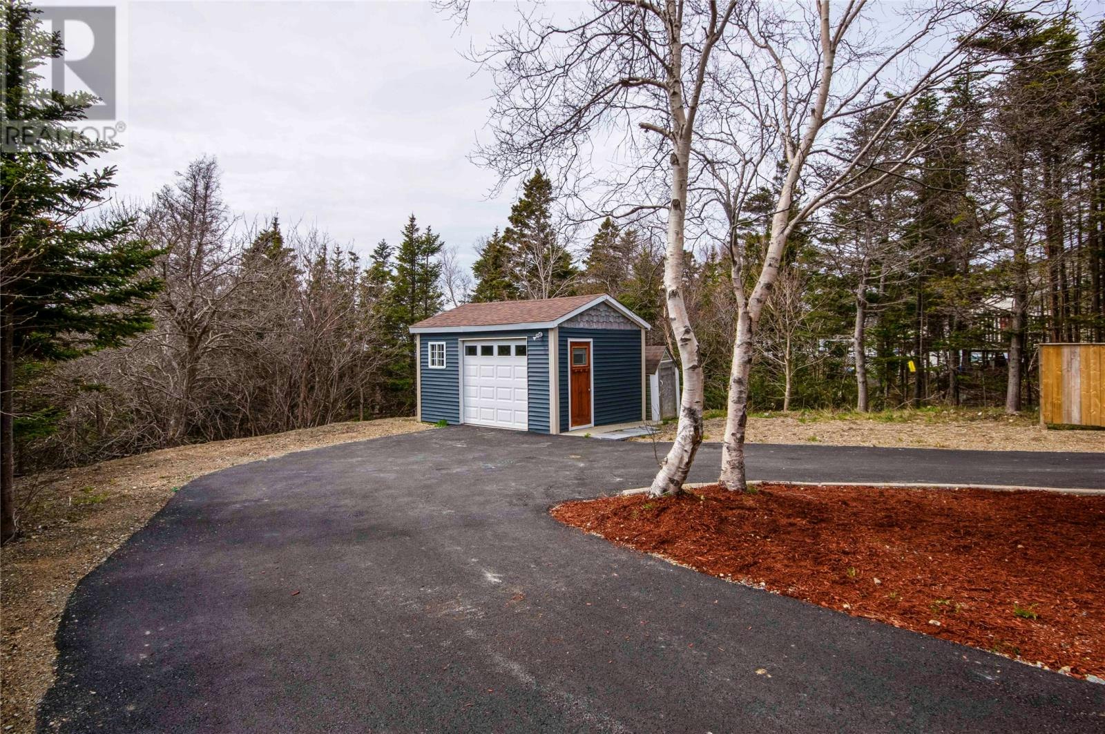 7 Christopher Street, Paradise, NL, A1L 1W6 - 3