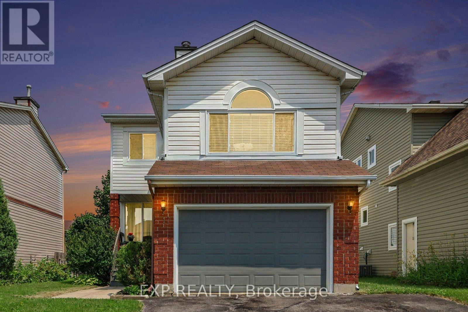 17 Huntersfield Drive, Ottawa, ON, K1T 3E5