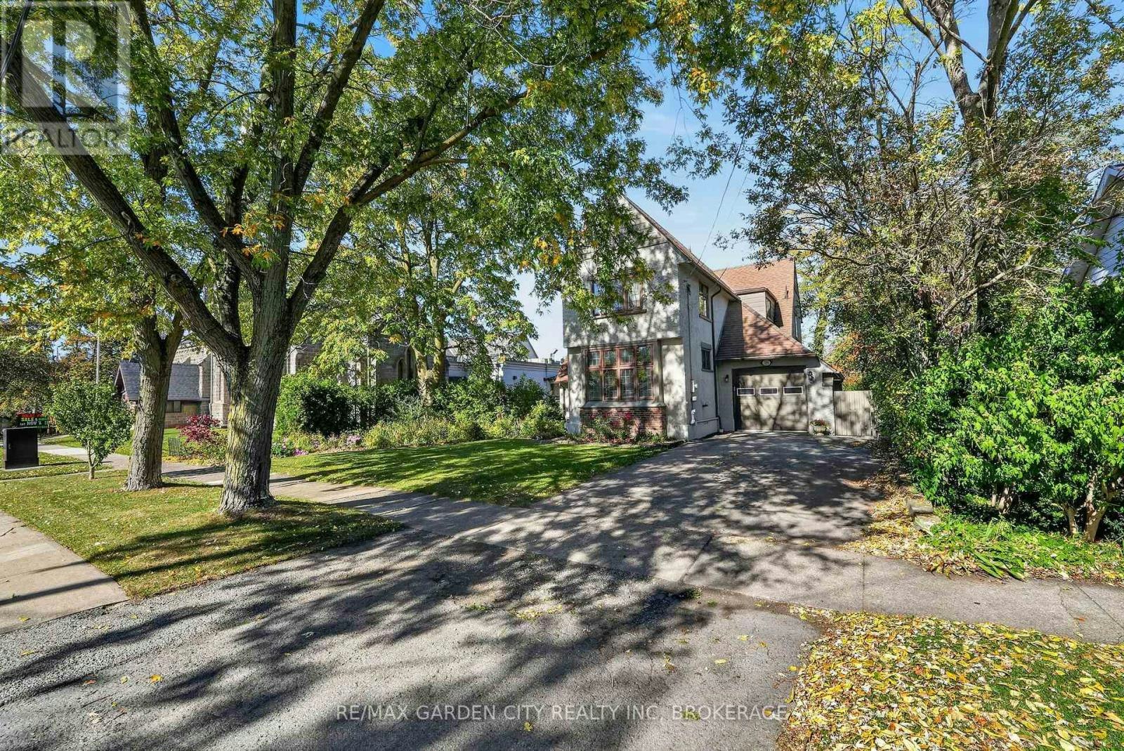 38 Clairmont Street, Thorold, ON, L2V 1R6