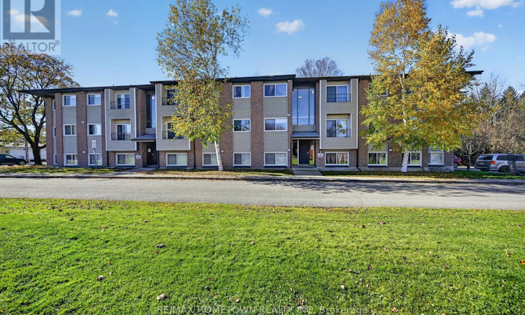 105-323 Main Street W