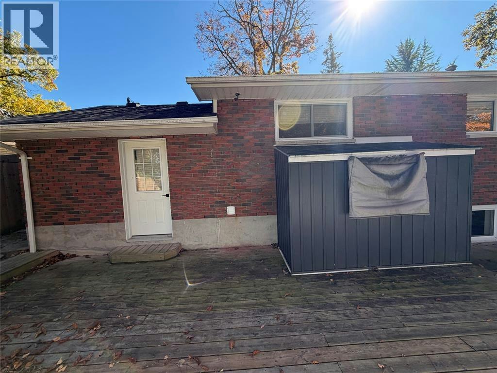 A-1282 Cathcart Boulevard, Sarnia, ON, N7S 2H8 - 3