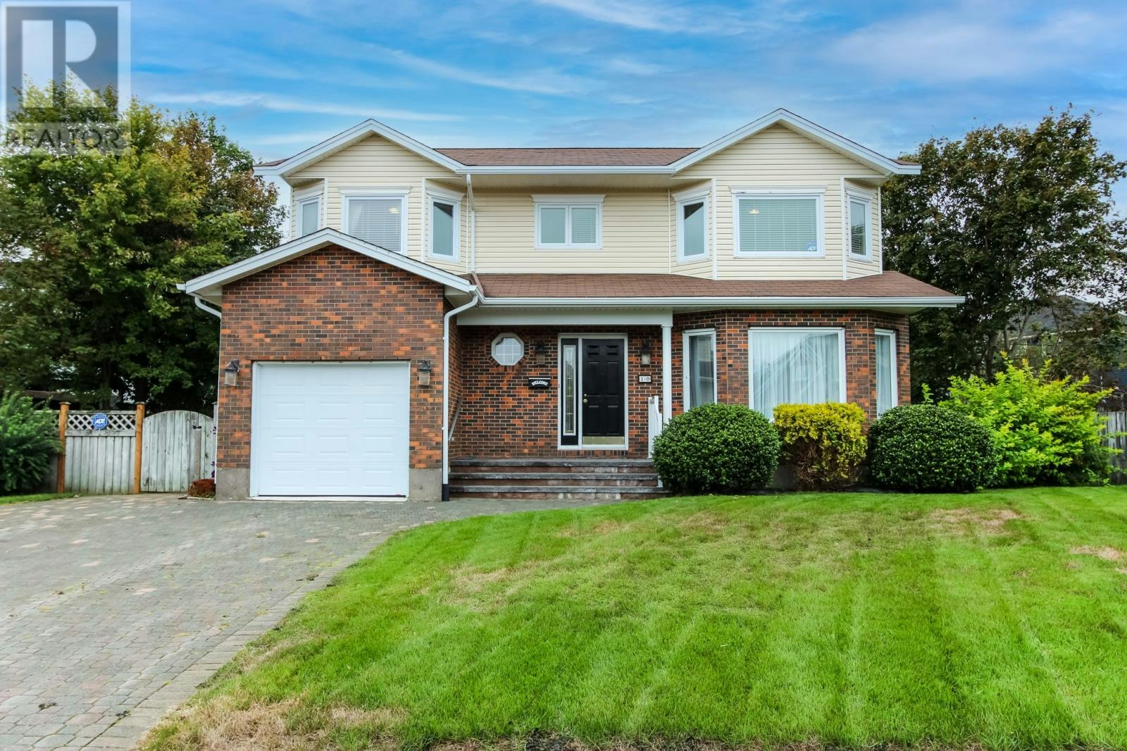 10 Harrogate Place, St Johns, NL, A1A 5A8