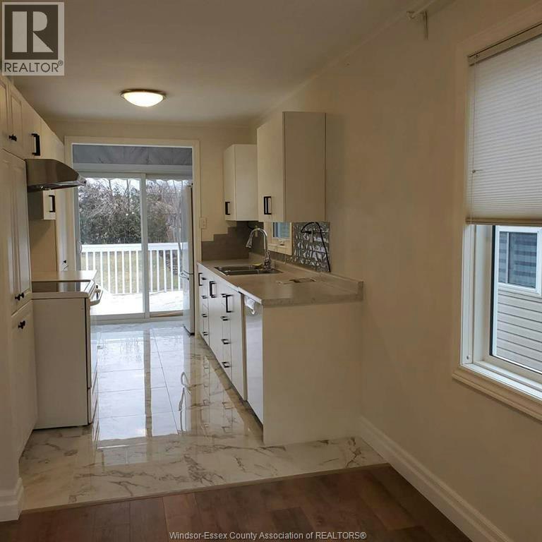 640 Ducharme Street, Windsor, ON, N9G 1K6 - 3