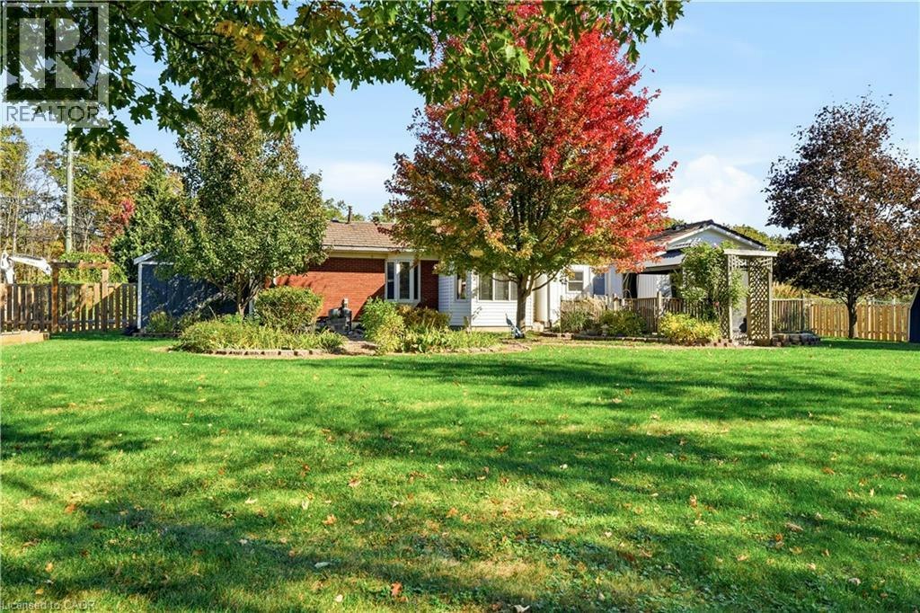 1360 Waterdown Road, Burlington, ON, L7P 4Z9