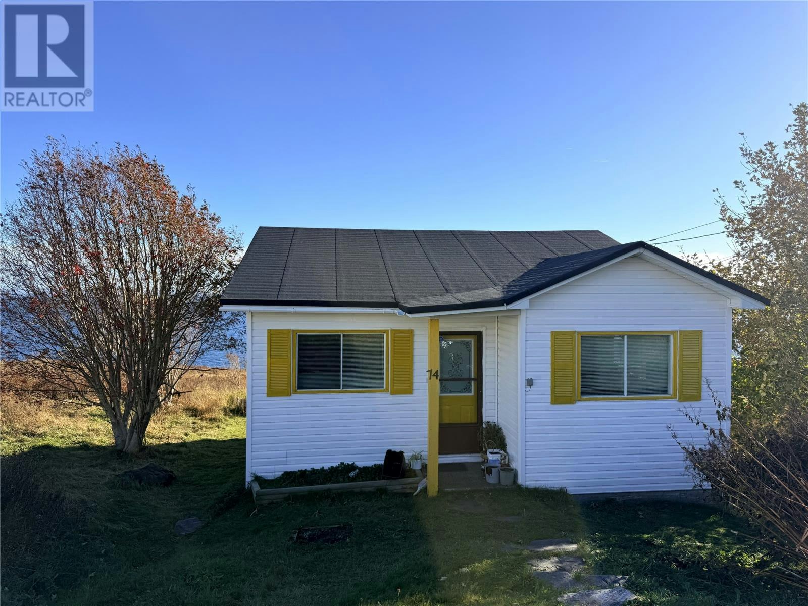74 Meadow Road, Upper Island Cove, NL, A0A 4E0