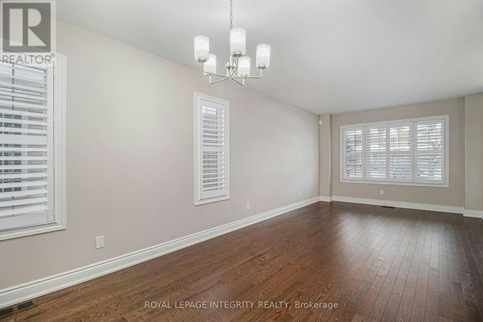 411 Deer View Avenue, Ottawa, ON, K1T 0B8 - 4